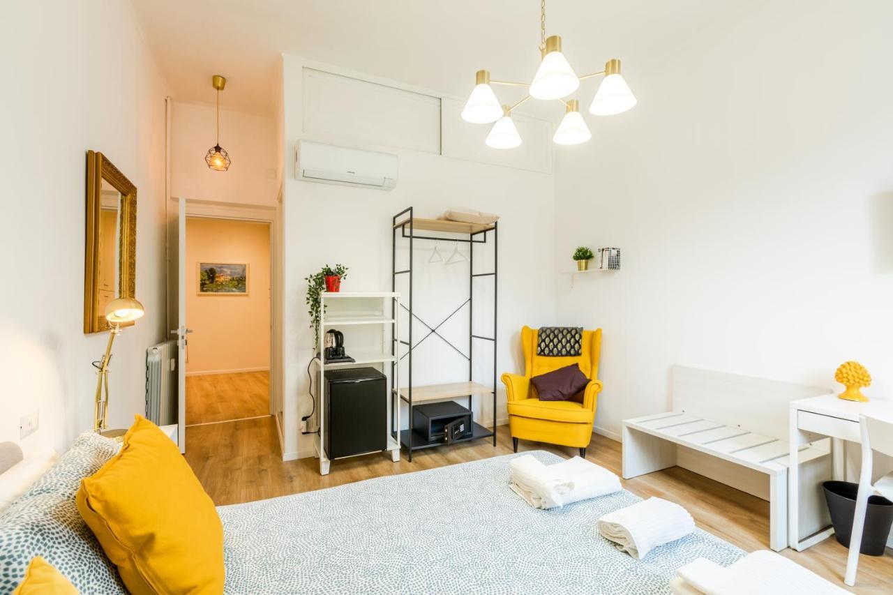 Rome Lux House Guest Rooms ภายนอก รูปภาพ