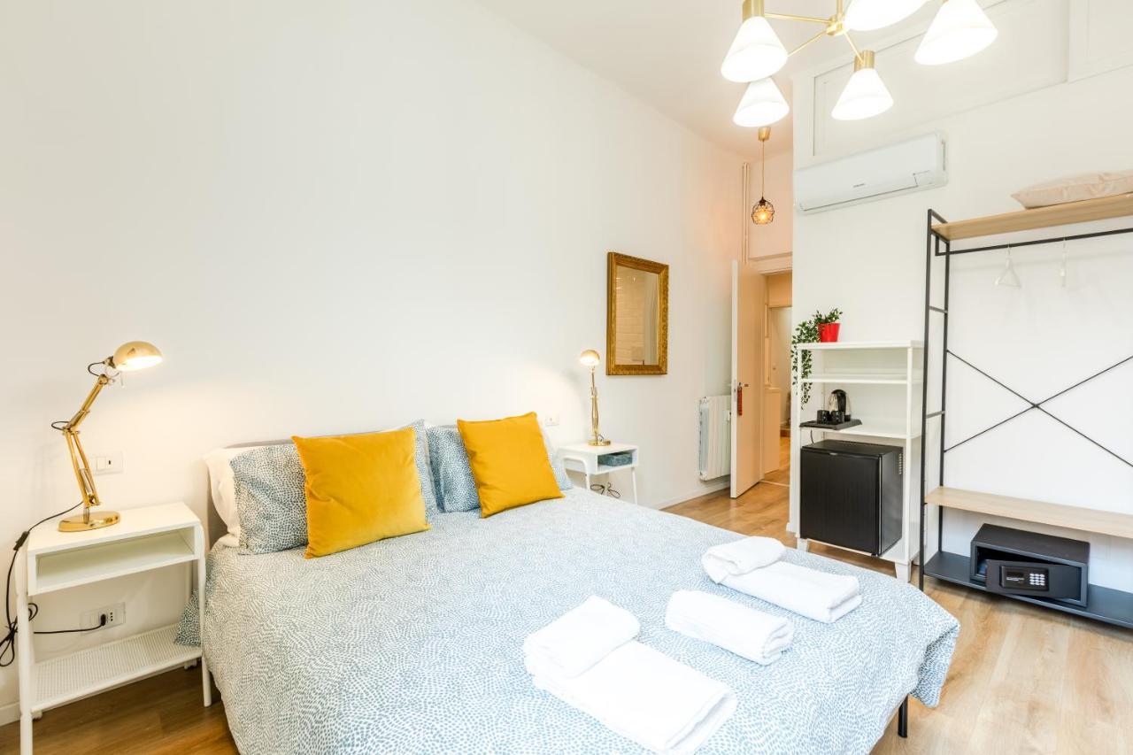 Rome Lux House Guest Rooms ภายนอก รูปภาพ